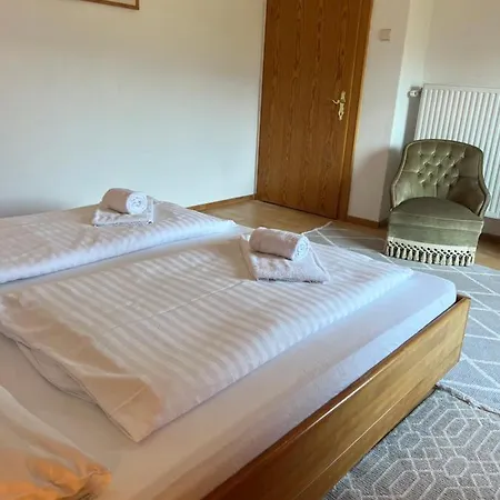 Pongratz Ii Aparthotel Presseggersee